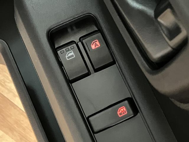 ハイゼットカーゴＤＸ　サポカーＳワイド適合　法規対応済届出済未使用車・衝突被害軽減ブレーキ・横滑り防止装置・スピーカー一体型ＡＭＦＭラジオ・ＡＢＳ・アイドリングストップ・両側スライドドア・マニュアルエアコン・パワーステアリング・前席パワーウィンドウ（大阪府）の中古車