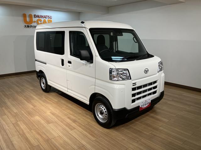 ハイゼットカーゴＤＸ　Ｒ７年式／法規対応済／届出済未使用車Ｒ７年式の届出済み未使用車のハイゼットカーゴ入荷しました♪キーレスやオーバーヘッドシェルフ、前席パワーウィンドウにリヤスモークガラス等装備充実グレードのデラックスです☆（大阪府）の中古車