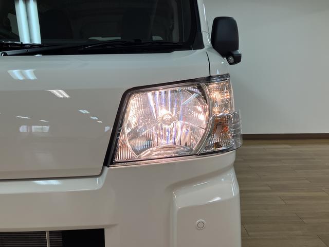 ハイゼットカーゴＤＸ　Ｒ７年式／法規対応済／届出済未使用車Ｒ７年式の届出済み未使用車のハイゼットカーゴ入荷しました♪キーレスやオーバーヘッドシェルフ、前席パワーウィンドウにリヤスモークガラス等装備充実グレードのデラックスです☆（大阪府）の中古車