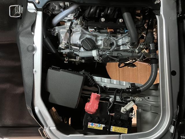 ハイゼットカーゴＤＸ　Ｒ７年式届出済未使用車／法規対応済／走行３ｋｍ衝突被害軽減ブレーキ　横滑り防止装置　ＡＢＳ　アイドリングストップ　両側スライドドア　マニュアルエアコン　パワーステアリング　前席パワーウィンドウ　届出済未使用車（大阪府）の中古車