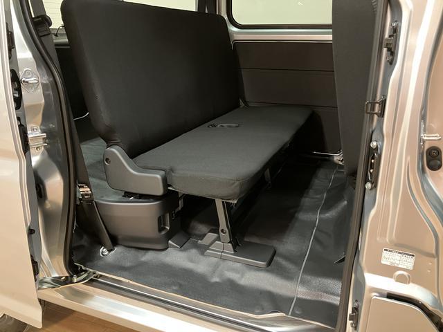 ハイゼットカーゴＤＸ　Ｒ７年式届出済未使用車／法規対応済／走行３ｋｍ衝突被害軽減ブレーキ　横滑り防止装置　ＡＢＳ　アイドリングストップ　両側スライドドア　マニュアルエアコン　パワーステアリング　前席パワーウィンドウ　届出済未使用車（大阪府）の中古車
