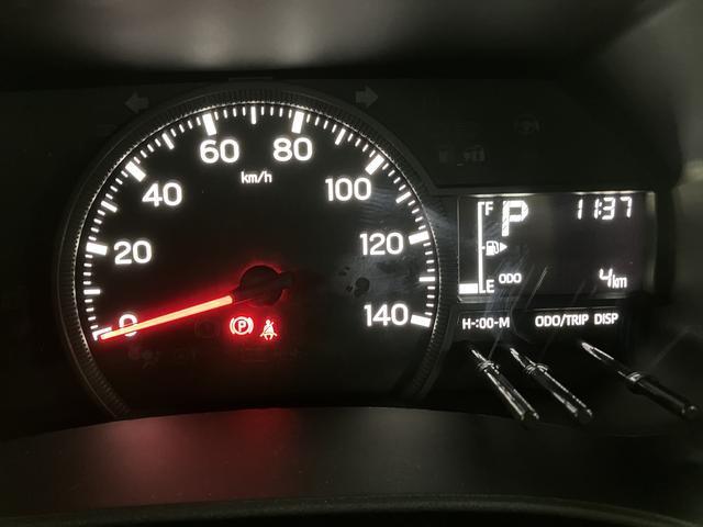 ハイゼットカーゴＤＸ　Ｒ７年式／法規対応済／届出済未使用車衝突被害軽減ブレーキ　横滑り防止装置　ＡＢＳ　アイドリングストップ　両側スライドドア　マニュアルエアコン　パワーステアリング　前席パワーウィンドウ　届出済未使用車（大阪府）の中古車