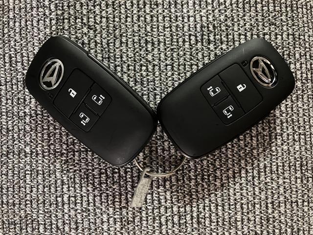 ムーヴキャンバスストライプスＧターボ　Ｒ７年式／ナビ／ＦＲドラレコ／ＢカメラサポカーＳワイド適合　バックカメラ対応　ＵＳＢ接続端子　電動パーキングブレーキ　シートヒーター　両側オートスライドドア　Ｐスタート　ホッとカップホルダー　キーフリー（大阪府）の中古車