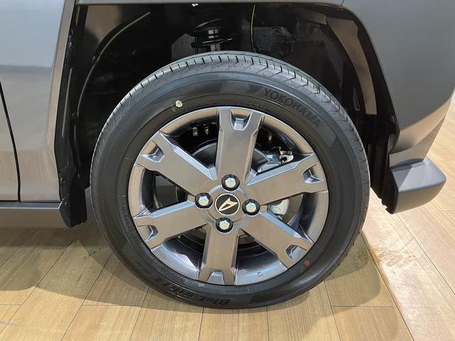 タフトＧダーククロムベンチャー　Ｒ７年式／法規対応済／バックカメラ走行無制限１年保証　前後コーナーセンサー　前席シートヒーター　スカイフィールトップ　オートマチックハイビーム　ＬＥＤヘッドライト　オートブレーキホールド　スマートキー　１５インチ純正アルミホイール（大阪府）の中古車