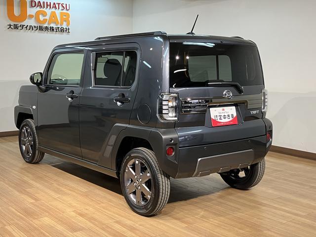 タフトＧダーククロムベンチャー　Ｒ７年式／法規対応済／バックカメラ走行無制限１年保証　前後コーナーセンサー　前席シートヒーター　スカイフィールトップ　オートマチックハイビーム　ＬＥＤヘッドライト　オートブレーキホールド　スマートキー　１５インチ純正アルミホイール（大阪府）の中古車