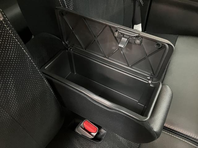 タントカスタムＲＳ　トップエディションＳＡIII　８インチナビスマートアシストＩＩＩ　ＬＥＤヘッドライト／フォグ　８インチナビ　バックカメラ　ＥＴＣ　オートエアコン　キーフリー　両側電動スライドドア　ＵＳＢ／ＨＤＭＩ入力端子　盗難防止セキュリティアラーム（大阪府）の中古車