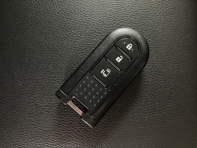 タントカスタムＸ　トップエディションＳＡIII　ナビ／バックカメラスマートアシストＩＩＩ　ナビ　バックカメラ　ＥＴＣ　左電動両側スライドドア　ＬＥＤヘッドライト／フォグ　オートエアコン　キーフリー　アルミホイール　盗難防止セキュリティアラーム（大阪府）の中古車