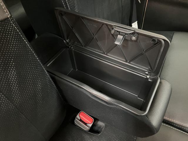 タントカスタムＸ　トップエディションＳＡIII　ナビ／バックカメラスマートアシストＩＩＩ　ナビ　バックカメラ　ＥＴＣ　左電動両側スライドドア　ＬＥＤヘッドライト／フォグ　オートエアコン　キーフリー　アルミホイール　盗難防止セキュリティアラーム（大阪府）の中古車