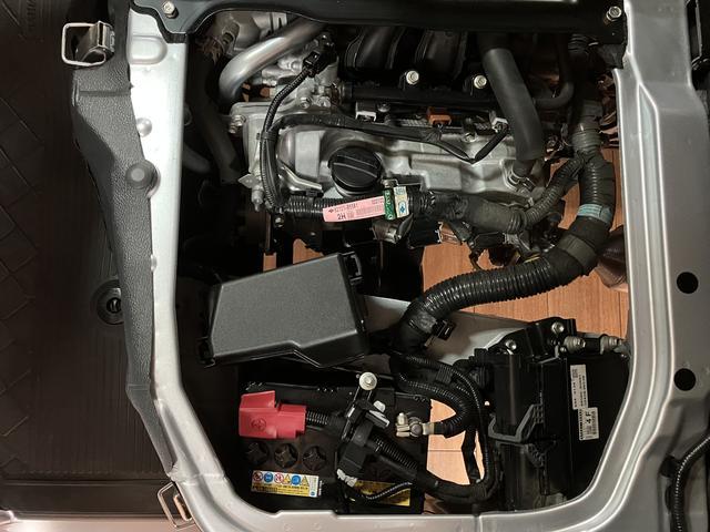 ハイゼットカーゴデラックスＳＡIII／走行１．７万キロ／車検整備渡し／走行１．７万キロ／車検整備渡し／１年間走行距離無制限保証／バックカメラ／パワーウインドウ／キーレス／ＬＥＤヘッドライト／衝突軽減ブレーキ／アイドリングストップ／オートハイビーム／ハンガーバー／（大阪府）の中古車