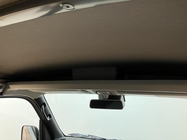 ハイゼットカーゴＤＸ／届出済未使用車／新車保証継承／パワーウインドウ／届出済未使用車／新車保証継承／パワーウインドウ／キーレス／走行４キロ／コーナーセンサー／ＣＶＴ車／衝突軽減ブレーキ／横滑り防止装置／アイドリングストップ／オーバーヘッドシェルフ／ＦＭ＆ＡＭラジオ／（大阪府）の中古車
