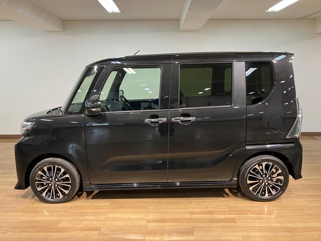 タントカスタムＲＳ／走行２０キロ／ナビ／バックカメラ／電スラ／ターボ車／ナビ／ＢＬＵＥＴＯＯＴＨ／ＵＳＢ／バックカメラ／両側電動スライドドア／電動パーキングブレーキ／ステアリングスイッチ／スマートキー／オートライト／ＬＥＤヘッドライト／走行２０キロ／（大阪府）の中古車