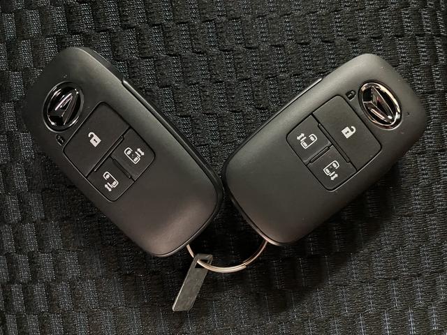 タントカスタムＲＳ／走行２０キロ／ナビ／バックカメラ／電スラ／ターボ車／ナビ／ＢＬＵＥＴＯＯＴＨ／ＵＳＢ／バックカメラ／両側電動スライドドア／電動パーキングブレーキ／ステアリングスイッチ／スマートキー／オートライト／ＬＥＤヘッドライト／走行２０キロ／（大阪府）の中古車