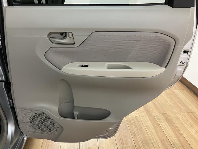 ムーヴＬ／１年間走行距離無制限保証／車検整備付／修復歴有／研修車１年間走行距離無制限保証　車検整備付　キーレスエントリー　Ｂｌｕｅｔｏｏｔｈ機能付きフルセグナビ　ＥＴＣ　ＵＳＢ　アイドリングストップ機能　横滑り防止装置　１４インチフルホイールキャップ（大阪府）の中古車