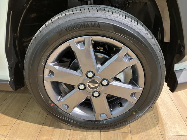 タフトＧターボ　ダーククロムベンチャー　Ｒ７年／法規対応済／ＡＣＣスカイフィールトップ　ＬＥＤヘッドランプ　ＬＥＤフォグランプ　運転席／助手席シートヒーター　プッシュボタンスタート　キーフリーシステム　電動パーキングブレーキ　バックカメラ　１５インチアルミホイール（大阪府）の中古車