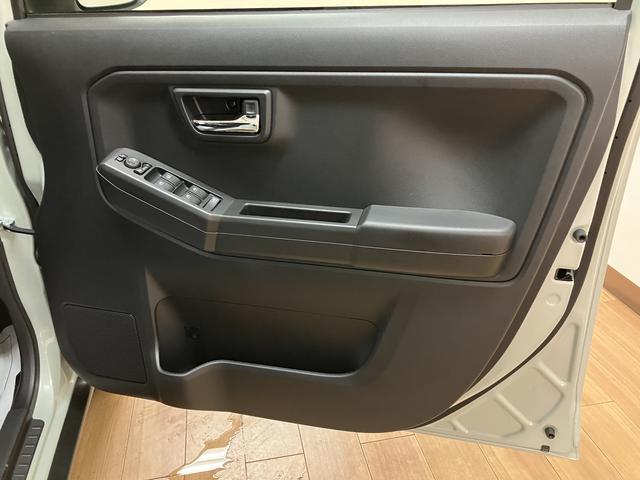 タフトＧターボ　ダーククロムベンチャー　Ｒ７年／法規対応済／ＡＣＣスカイフィールトップ　ＬＥＤヘッドランプ　ＬＥＤフォグランプ　運転席／助手席シートヒーター　プッシュボタンスタート　キーフリーシステム　電動パーキングブレーキ　バックカメラ　１５インチアルミホイール（大阪府）の中古車