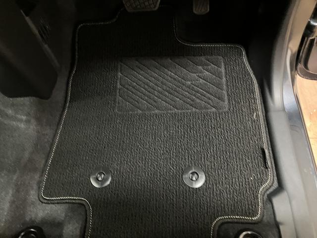タントカスタムＸ　Ｒ７年式／法規対応済／バックカメラ対応スマートアシスト　バックカメラ　両側リヤパワースライドドア　プッシュボタンエンジンスタート　シートヒーター　ＬＥＤヘッドライト　アルミホイール　オートエアコン　オートライト　ＡＢＳ（大阪府）の中古車