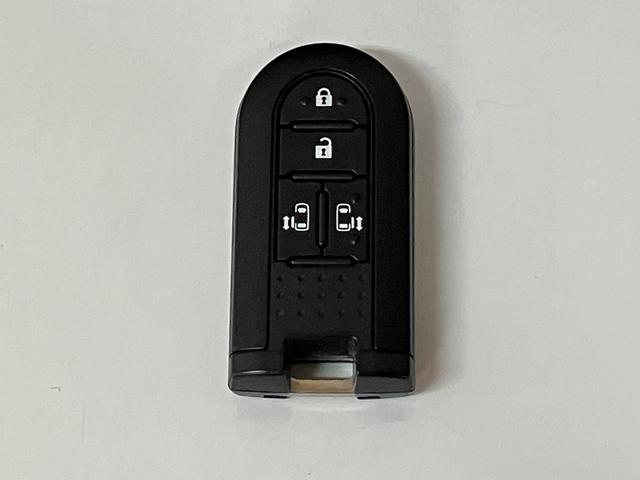 ムーヴキャンバスＸメイクアップリミテッド　ＳＡIII　ナビ／パノラマカメラスマートアシストＩＩＩ　ハロゲンヘッドライト　ＬＥＤフォグ　ナビ　パノラマカメラ　ナビ連動前後ドライブレコーダー　ＥＴＣ　両側電動スライドドア　キーフリー　オートエアコン　置き楽ボックス（大阪府）の中古車