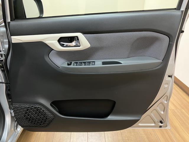 ムーヴＸ　純正ワンセグナビ／バックカメラ／プッシュボタンスタート純正ナビ　ワンセグＴＶ　ＣＤ　バックカメラ　ステアリングスイッチ　エコアイドル　キーフリーシステム　プッシュボタンスタート　オートエアコン　１４インチ純正アルミホイール　一年間走行距離無制限保証（大阪府）の中古車