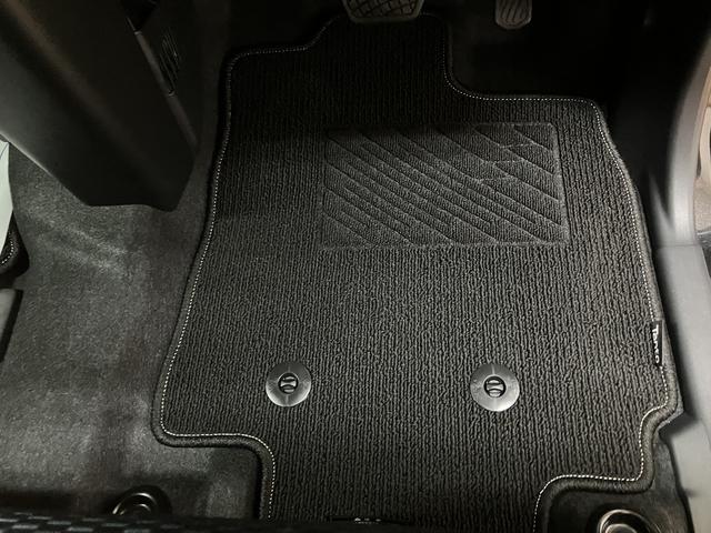 タントカスタムＲＳ　Ｒ７年式／法規対応済／ターボ／バックカメラ対応ターボ　スマートアシスト　バックカメラ　両側リヤパワースライドドア　プッシュボタンエンジンスタート　シートヒーター　ＬＥＤヘッドライト　アルミホイール　オートエアコン　オートライト　ＡＢＳ（大阪府）の中古車