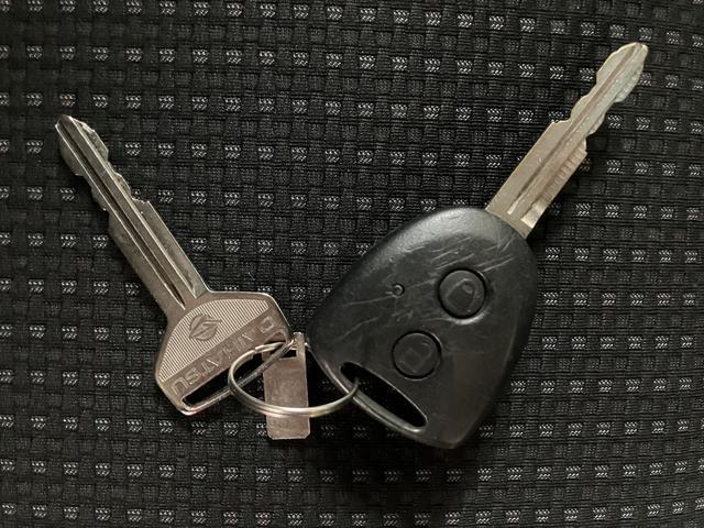 ハイゼットカーゴクルーズターボＳＡIII　ビジネスパック／ＥＴＣ／電格ミラースマートアシストＩＩＩ　ＬＥＤヘッド／フォグ　Ｂｌｕｅｔｏｏｔｈ対応ＵＳＢ入力端子ＣＤステレオ　ＥＴＣ　両側スライドドア　電動格納ミラー　キーレス　ビジネスパック　前席パワーウィンドウ（大阪府）の中古車