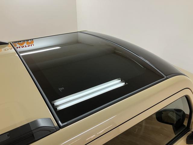 タフトＧターボダーククロムベンチャー　Ｒ７年／法規対応済／Ｂカメラスカイフィールトップ　アダプティブクルーズコントロール　ＬＥＤヘッド／フォグ　運／助シートヒーター　プッシュボタンスタート　キーフリー　電動パーキングブレーキ　バックカメラ　１５インチアルミホイール（大阪府）の中古車