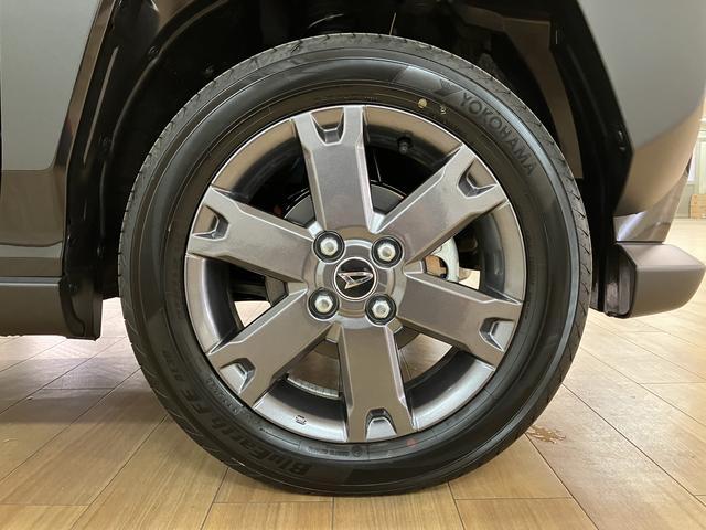 タフトＧターボ　ダーククロムベンチャー／届出済未使用車／クルコン／届出済未使用車／走行１３キロ／新車保証継承／クルコン／バックカメラ／シートヒーター／ガラスルーフ／カーテンエアバッグ／サイドエアバッグ／衝突軽減ブレーキ／運転席シートリフター／ＬＥＤヘッドライト／（大阪府）の中古車