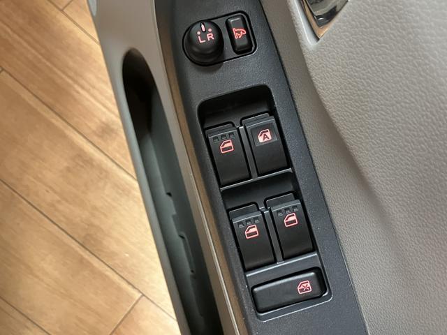 ミライースＸ　走行２．３万／車検整備付／ＣＤ／ＡＵＸ／キーレスエコアイドル　ハロゲンヘッドライト　ＡＵＸ入力端子付ＣＤステレオ　キーレスエントリー　マニュアルエアコン　電動格納ミラー　ＥＴＣ　盗難防止セキュリティアラーム　フロアマット（大阪府）の中古車