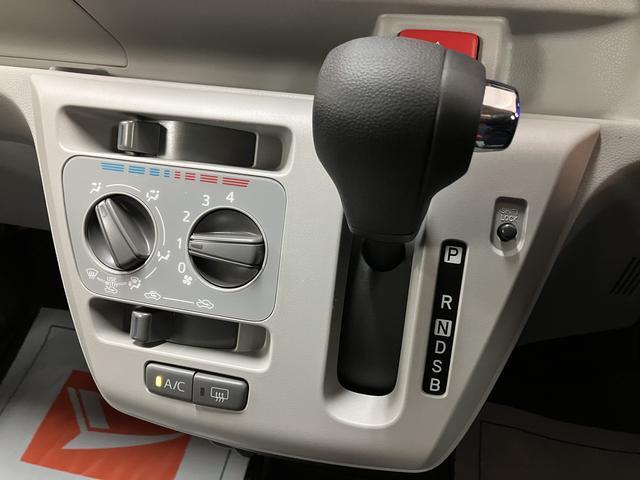 ミライースX SAIII サポカーSワイド適合 届出済未使用車スマートアシストIII キーレスリモコン アイドリングストップ  LEDヘッドライト コーナーセンサー マニュアルエアコン オートライト オートハイビーム 純正CDチューナー フロアマット(大阪府)の中古車