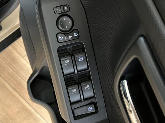 タフトＧターボ　ダーククロムベンチャー　サポカーＳワイド適合届出済未使用車　スカイフィールトップ　アダプティブクルーズコントロール　ＬＥＤヘッドライト　シートヒーター　プッシュボタンスタート　電動パーキングブレーキ　バックカメラ　１５インチアルミホイール（大阪府）の中古車