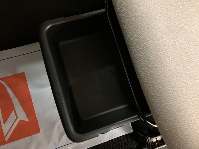 ムーヴキャンバスＧメイクアップリミテッド　ＳＡIII　ナビ／パノラマカメラスマートアシストＩＩＩ　ＬＥＤヘッドライト／フォグ　ナビ　パノラマカメラ　ＦＲドラレコ　ＥＴＣ　オートエアコン　キーフリー　両側電動スライドドア　置き楽ボックス　電動格納ミラー　セキュリティアラーム（大阪府）の中古車