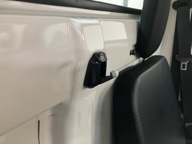 ハイゼットトラックスタンダード　Ｂｌｕｅｔｏｏｔｈ対応ナビ／コーナーセンサースマートアシスト　ハロゲンヘッドライト　マニュアルエアコン　Ｂｌｕｅｔｏｏｔｈ対応ナビ　コーナーセンサー　アイドリングストップ　ＥＴＣ（大阪府）の中古車