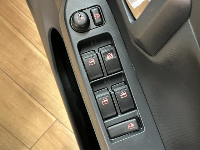 ミライースＸ　ＳＡIII／１年保証／衝突軽減ブレーキ／ナビ／ＥＴＣ／１年間走行距離無制限保証／３．５万キロ／衝突軽減ブレーキ／純正ナビ／ＥＴＣ／ＬＥＤヘッドライト／Ｂｌｕｅｔｏｏｔｈ／フルセグＴＶ／キーレスエントリー／アイドリングストップ／横滑り防止装置／（大阪府）の中古車