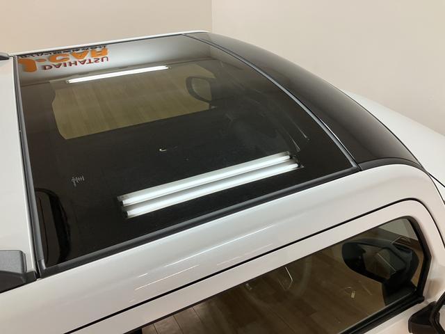 タフトＧ　ダーククロムベンチャー／ディスプレイオーディオ／ＬＥＤ／新車保証継承／衝突軽減ブレーキ／ディスプレイオーディオ／バックカメラ／衝突軽減ブレーキ／ガラスルーフ／シートヒーター／電動Ｐブレーキ／クルーズコントロール／Ｂｌｕｅｔｏｏｔｈ／フルセグＴＶ／ＬＥＤ／（大阪府）の中古車