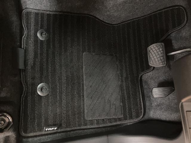タフトＧ　ダーククロムベンチャー／ディスプレイオーディオ／ＬＥＤ／新車保証継承／衝突軽減ブレーキ／ディスプレイオーディオ／バックカメラ／衝突軽減ブレーキ／ガラスルーフ／シートヒーター／電動Ｐブレーキ／クルーズコントロール／Ｂｌｕｅｔｏｏｔｈ／フルセグＴＶ／ＬＥＤ／（大阪府）の中古車