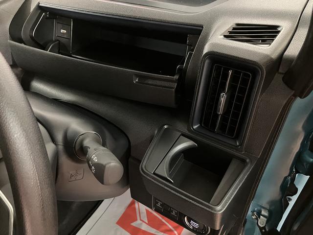 タントカスタムＸ　新車保証継承／衝突支援ブレーキ／残クレ対応車新車保証継承　届出済未使用車　両側電動スライドドア　バックカメラ　電動パーキングブレーキ　衝突支援ブレーキ　誤発信抑制制御機能　ＬＥＤヘッドランプ　前席シートヒーター　オートエアコン　キーフリー（大阪府）の中古車