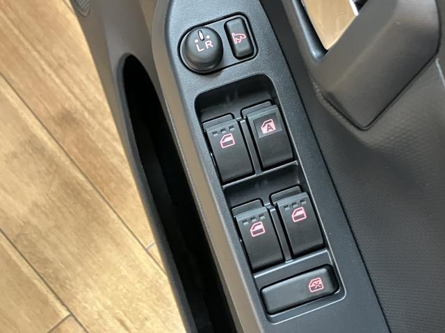 ミライースＸ　ＳＡIII　Ｒ７年式／法規対応済／新車保証継承／キーレスサポカーＳワイド適合　新車保証継承　キーレス　アイドルストップ　　ＬＥＤヘッドライト　前後コーナーセンサー　マニュアルエアコン　オートライト　オートハイビーム　スモークガラス　オーディオレス車（大阪府）の中古車