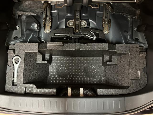 ムーヴＬ　ＶＳスマートセレクションＳＡ　ナビ／走行４．７万／車検付スマートアシストＩ　ハロゲンヘッドライト／フォグ　ナビ　キーフリー　マニュアルエアコン　電動格納ミラー　ＵＳＢ入力端子　盗難防止セキュリティアラーム（大阪府）の中古車