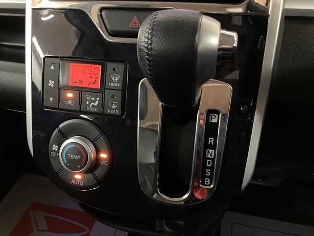 タントカスタムＲＳ　トップエディションＳＡII　ナビ／バックカメラスマートアシストＩＩ　ＬＥＤヘッドライト／フォグ　ナビ　バックカメラ　ＦＲドラレコ　ＥＴＣ　両側電動スライドドア　キーフリー　オートエアコン　電動格納ミラー　ＴＶコントロールキット（大阪府）の中古車
