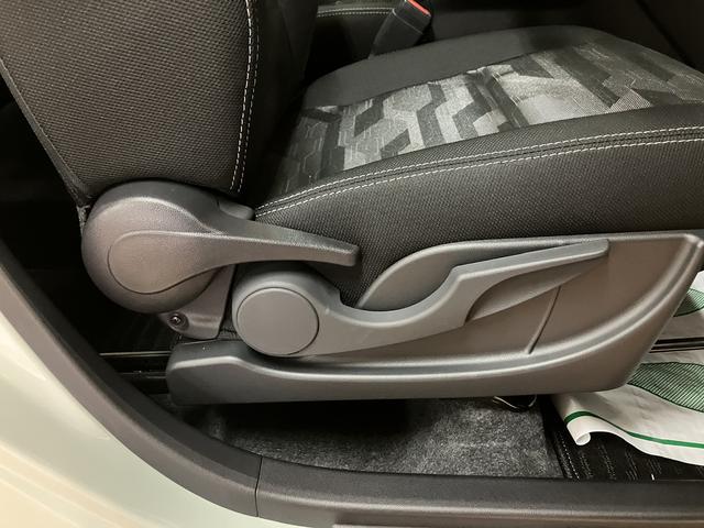 タフトＧターボ　ダーククロムベンチャー　Ｒ７年式／バックカメラ対応スカイフィールトップ　アダプティブクルーズコントロール　ＬＥＤヘッド／フォグ　運／助シートヒーター　プッシュボタンスタート　キーフリー　電動パーキングブレーキ　バックカメラ　１５インチアルミホイール（大阪府）の中古車