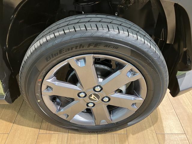 タフトＧターボ／届出済未使用車／ガラスルーフ／衝突軽減ブレーキ／新車保証継承／衝突軽減ブレーキ／届出済み未使用車／ターボ／ガラスルーフ／電動パーキングブレーキ／シートヒーター／スマートキー／オートエアコン／ＬＥＤヘッドライト・フォグ／１５インチアルミホイール／（大阪府）の中古車