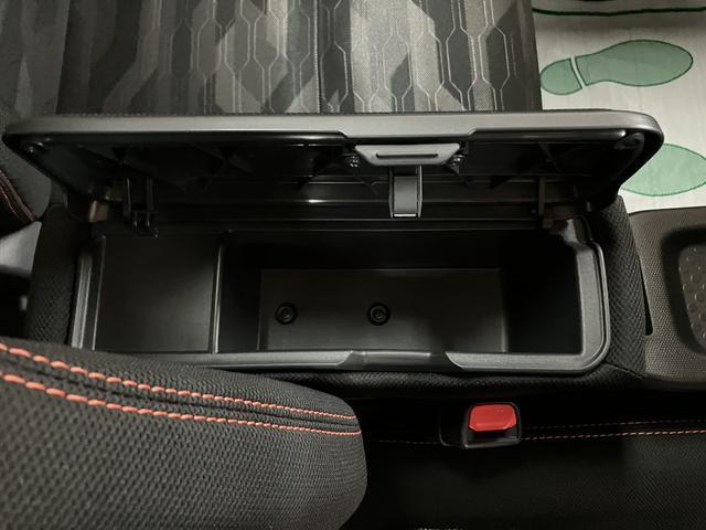 タフトＧターボ／届出済未使用車／ガラスルーフ／衝突軽減ブレーキ／新車保証継承／衝突軽減ブレーキ／届出済み未使用車／ターボ／ガラスルーフ／電動パーキングブレーキ／シートヒーター／スマートキー／オートエアコン／ＬＥＤヘッドライト・フォグ／１５インチアルミホイール／（大阪府）の中古車