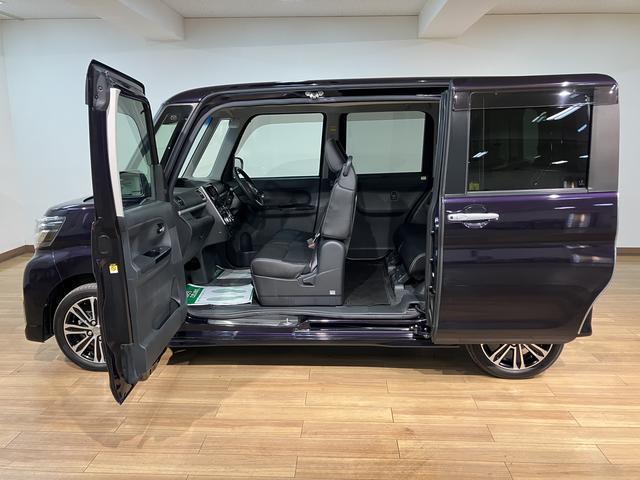 タントカスタムＲＳ　トップエディションＳＡIII　サポカーＳワイドターボエンジン　衝突回避軽減ブレーキ　誤発進抑制機能　ＬＥＤヘッドライト／フォグ　オーディオレス　バックカメラ対応　オートエアコン　キーフリー　両側電動スライドドア　シートヒーター　１５インチアルミ（大阪府）の中古車