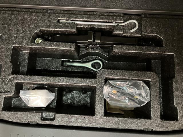 タントカスタムＲＳ　トップエディションＳＡIII　サポカーＳワイドターボエンジン　衝突回避軽減ブレーキ　誤発進抑制機能　ＬＥＤヘッドライト／フォグ　オーディオレス　バックカメラ対応　オートエアコン　キーフリー　両側電動スライドドア　シートヒーター　１５インチアルミ（大阪府）の中古車