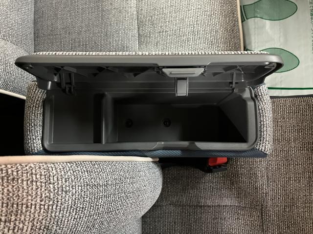 ムーヴキャンバスストライプスＧ　２５年ナビ／ＦＲドラレコ／バックカメラサポカーＳワイド適合　バックカメラ対応　ＵＳＢ接続端子　電動パーキングブレーキ　シートヒーター　両側オートスライドドア　Ｐスタート　ホッとカップホルダー　キーフリー（大阪府）の中古車