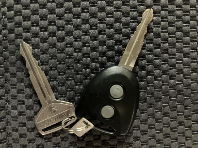 ハイゼットトラックジャンボＳＡIIIｔ／サポカーＳベーシック＋適合／車検整備付１年間走行距離無制限保証　車検整備付　ＬＥＤヘッドライト／フォグ　ナビ　ＥＴＣ　エアコン　荷台作業灯　パワーウィンドウ　オーバーヘッドシェルフ　３方開　トップシェイドガラス　キーレス（大阪府）の中古車