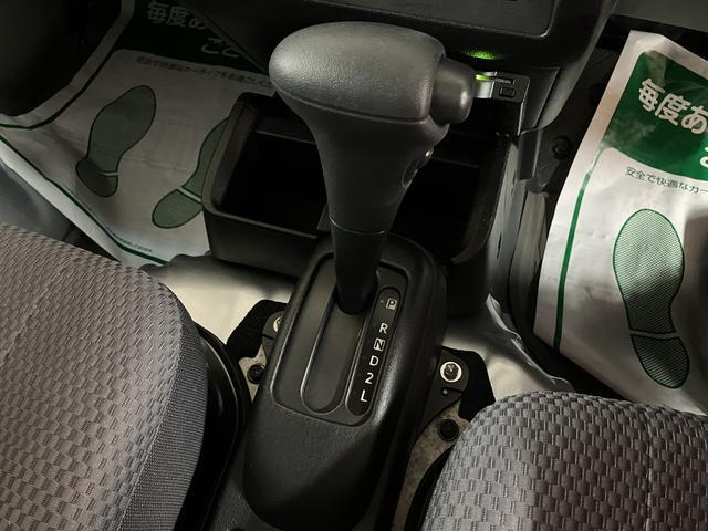 ハイゼットトラックジャンボＳＡIIIｔ／サポカーＳベーシック＋適合／車検整備付１年間走行距離無制限保証　車検整備付　ＬＥＤヘッドライト／フォグ　ナビ　ＥＴＣ　エアコン　荷台作業灯　パワーウィンドウ　オーバーヘッドシェルフ　３方開　トップシェイドガラス　キーレス（大阪府）の中古車