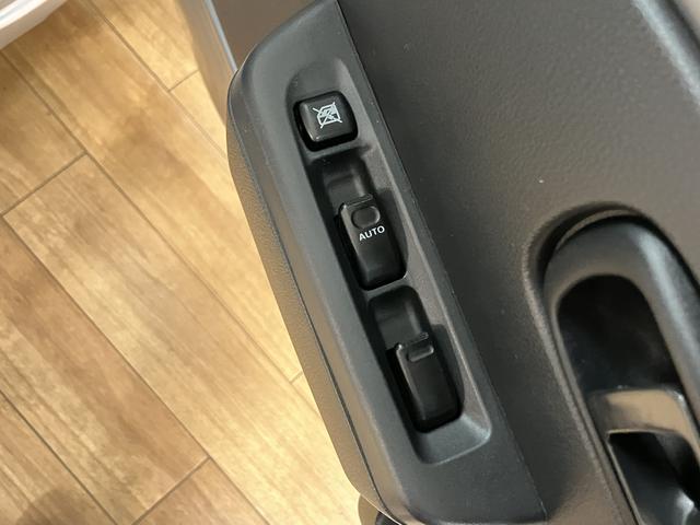 ハイゼットトラックジャンボＳＡIIIｔ／サポカーＳベーシック＋適合／車検整備付１年間走行距離無制限保証　車検整備付　ＬＥＤヘッドライト／フォグ　ナビ　ＥＴＣ　エアコン　荷台作業灯　パワーウィンドウ　オーバーヘッドシェルフ　３方開　トップシェイドガラス　キーレス（大阪府）の中古車