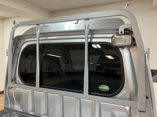 ハイゼットトラックジャンボＳＡIIIｔ／サポカーＳベーシック＋適合／車検整備付１年間走行距離無制限保証　車検整備付　ＬＥＤヘッドライト／フォグ　ナビ　ＥＴＣ　エアコン　荷台作業灯　パワーウィンドウ　オーバーヘッドシェルフ　３方開　トップシェイドガラス　キーレス（大阪府）の中古車