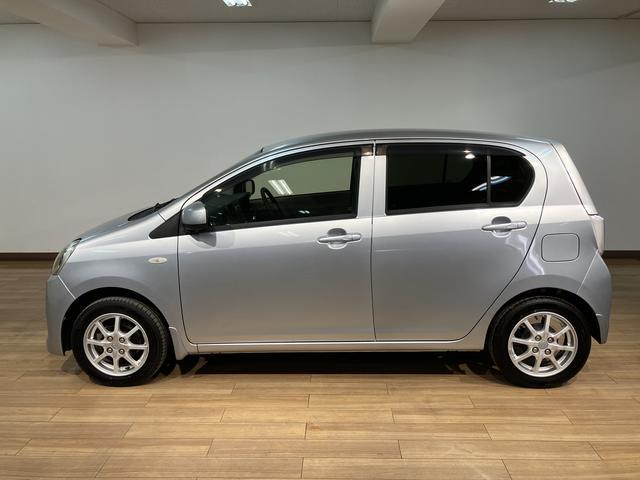 ミライースＸ　メモリアルエディション　走行５万ｋｍ／車検整備付キーレスリモコン　ＡＵＸ入力端子付ＣＤチューナー　ＥＴＣ　アイドリングストップ　電動格納ミラー　　ハロゲンヘッドライト　マニュアルエアコン　盗難防止セキュリティアラーム（大阪府）の中古車