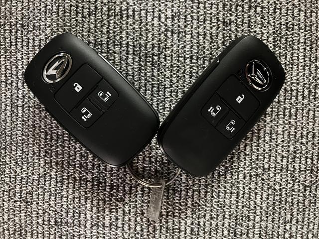 ムーヴキャンバスストライプスＧ　２５年ナビ／ＦＲドラレコ／バックカメラサポカーＳワイド適合　バックカメラ対応　ＵＳＢ接続端子　電動パーキングブレーキ　シートヒーター　両側オートスライドドア　Ｐスタート　ホッとカップホルダー　キーフリー（大阪府）の中古車